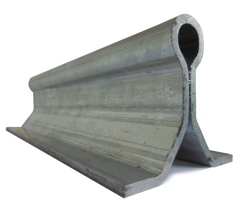 Recessed गाइड स्लाइडिंग गेट ट्रैक हार्डवेयर और रोलर्स 55mm